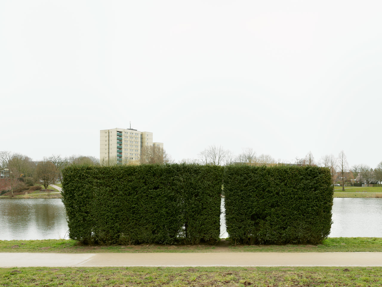 Aasee Muenster, Weniger wild als andere / Less Sauvage than Others, Rosemarie Trockel, 2007